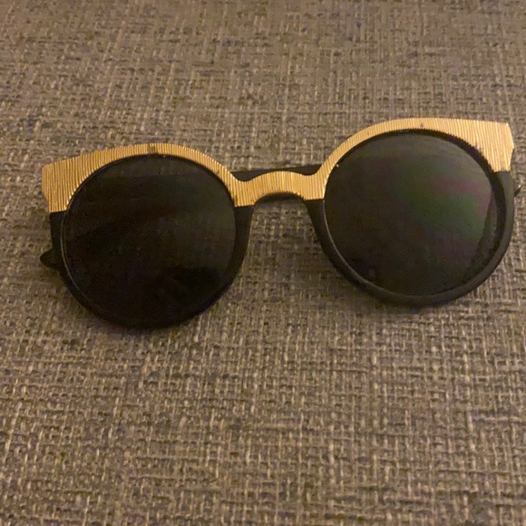 Accessories - Gold & Black Sunglasses - Art Deco Vibe
